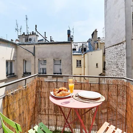 Bnbnova - Latin Quarter - 1br With Balcony Paris