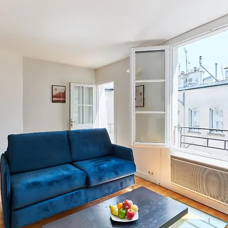 Bnbnova - Latin Quarter - 1br With Balcony